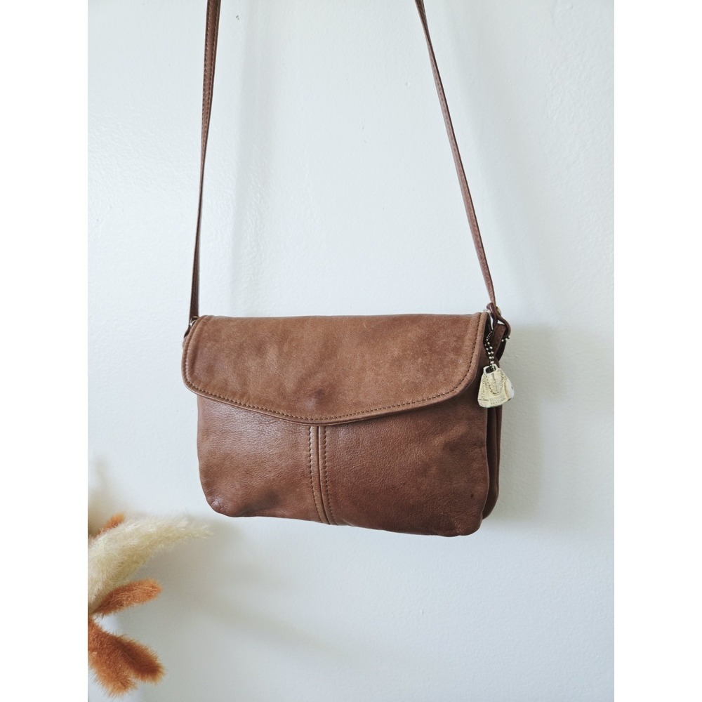 Vintage Victoria Leather Co. Purse Shoulder Bag Brown Leather USA Charm Attached